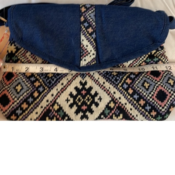 Canyon Sky Multicolor Patterned Crossbody Bag - Picture 5 of 5